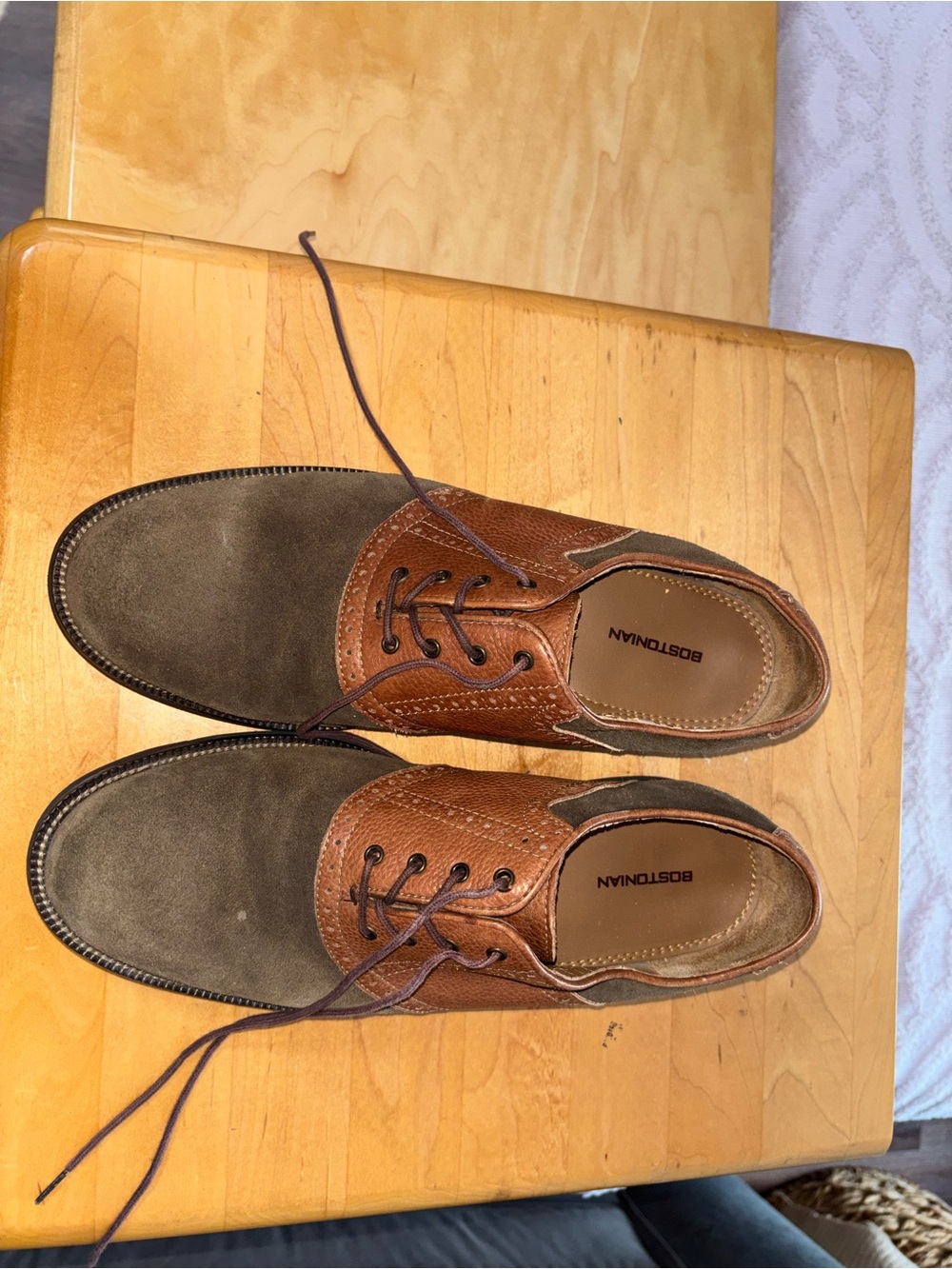 Bostonian Brown Leather and Olive Green Suede Men's Lace-Up Oxfords